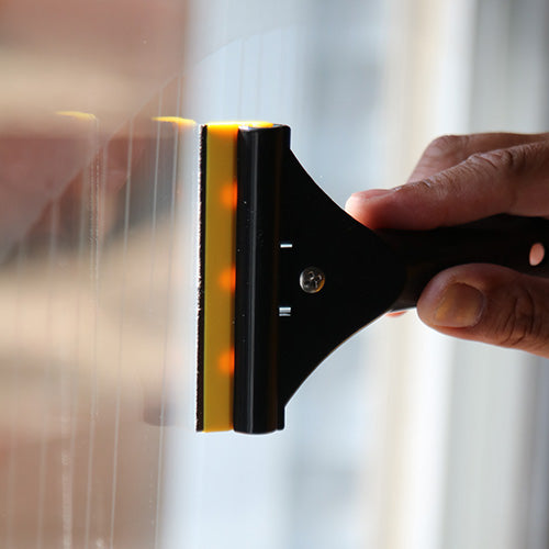 ettore-scrapemaster-razor-scraper-retractable-glass-scraper-with-comfort-grip image 2