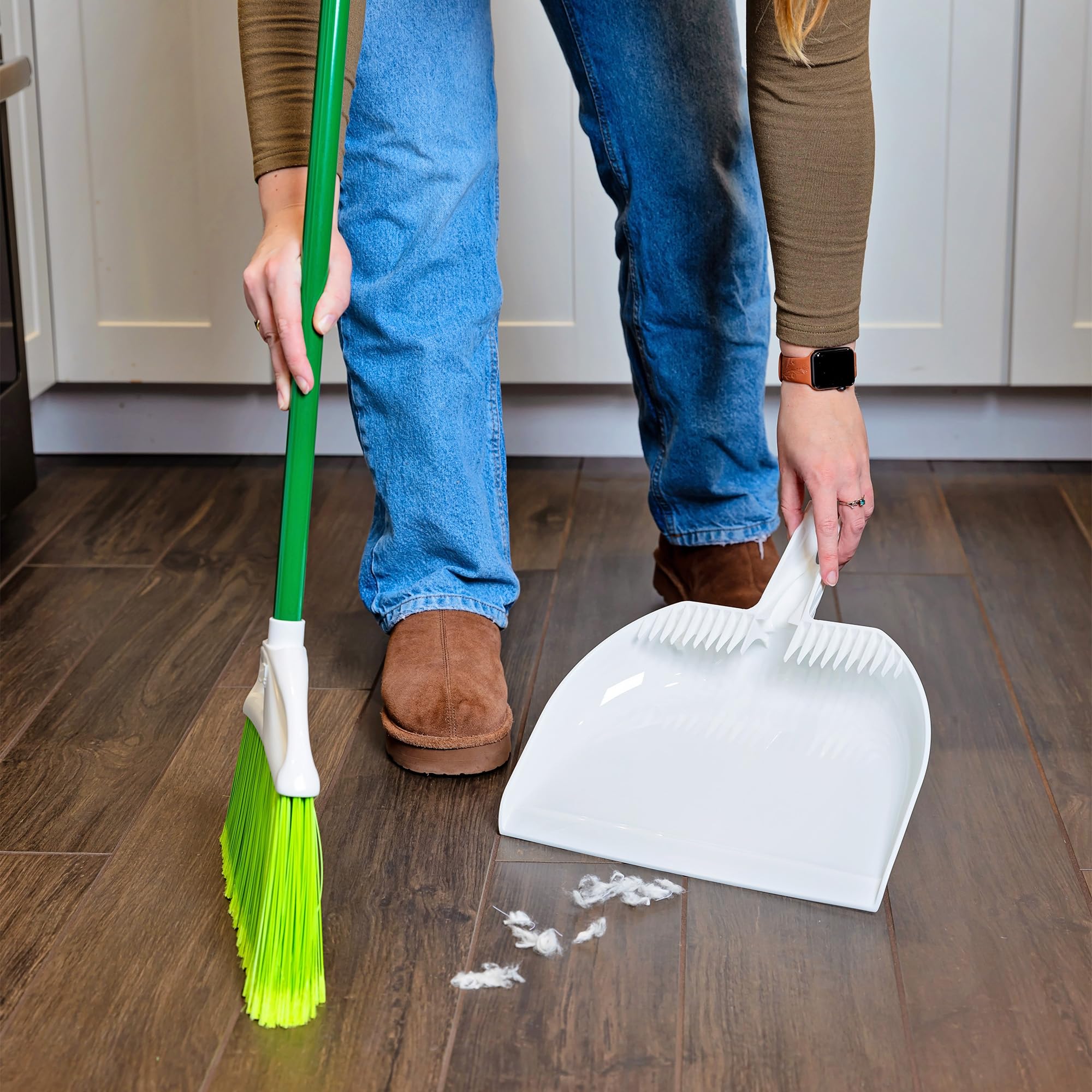 libman-petplus-angle-broom-with-dustpan-pet-hair-removal-split-tip-fibers-indoor image 5