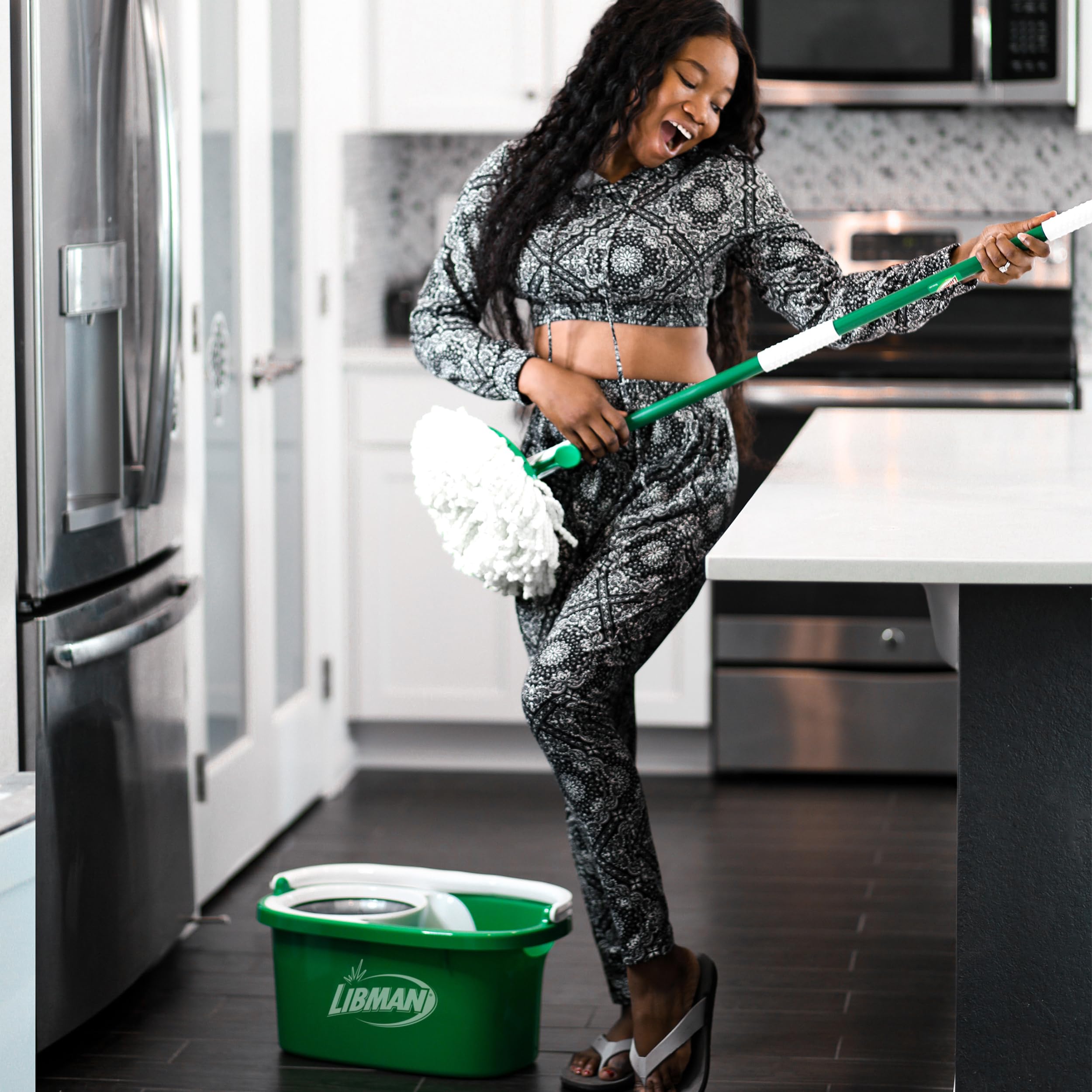 libman-tornado-spin-mop-system-with-1-refill-2-heads-total-mop-and-bucket-with-w image 6
