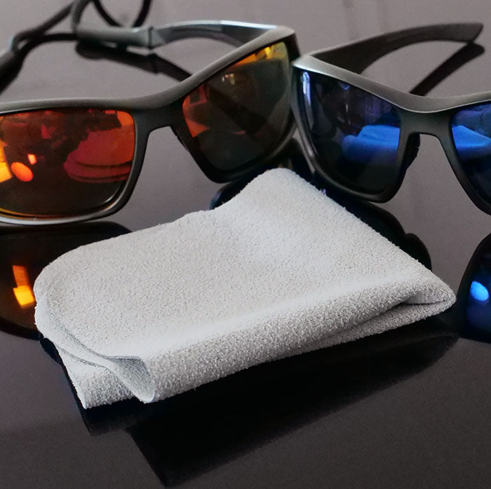 microfiber-wholesale-8-x8-mwipes-microfiber-suede-lens-cleaning-cloth-pack-of-10 image 3