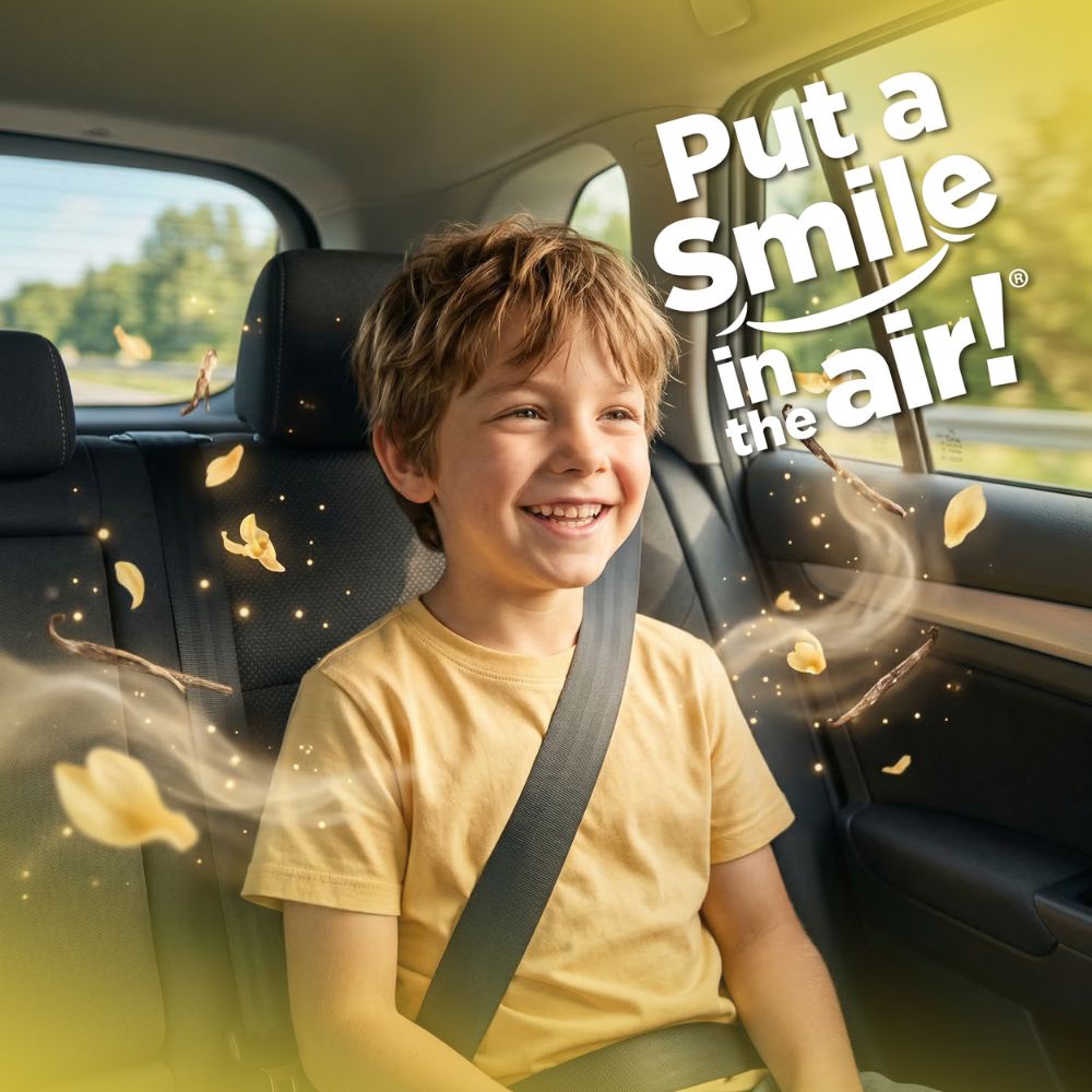 stoner-little-pup-car-air-freshener-vanilla-scent-clip-on-made-in-italy image 2