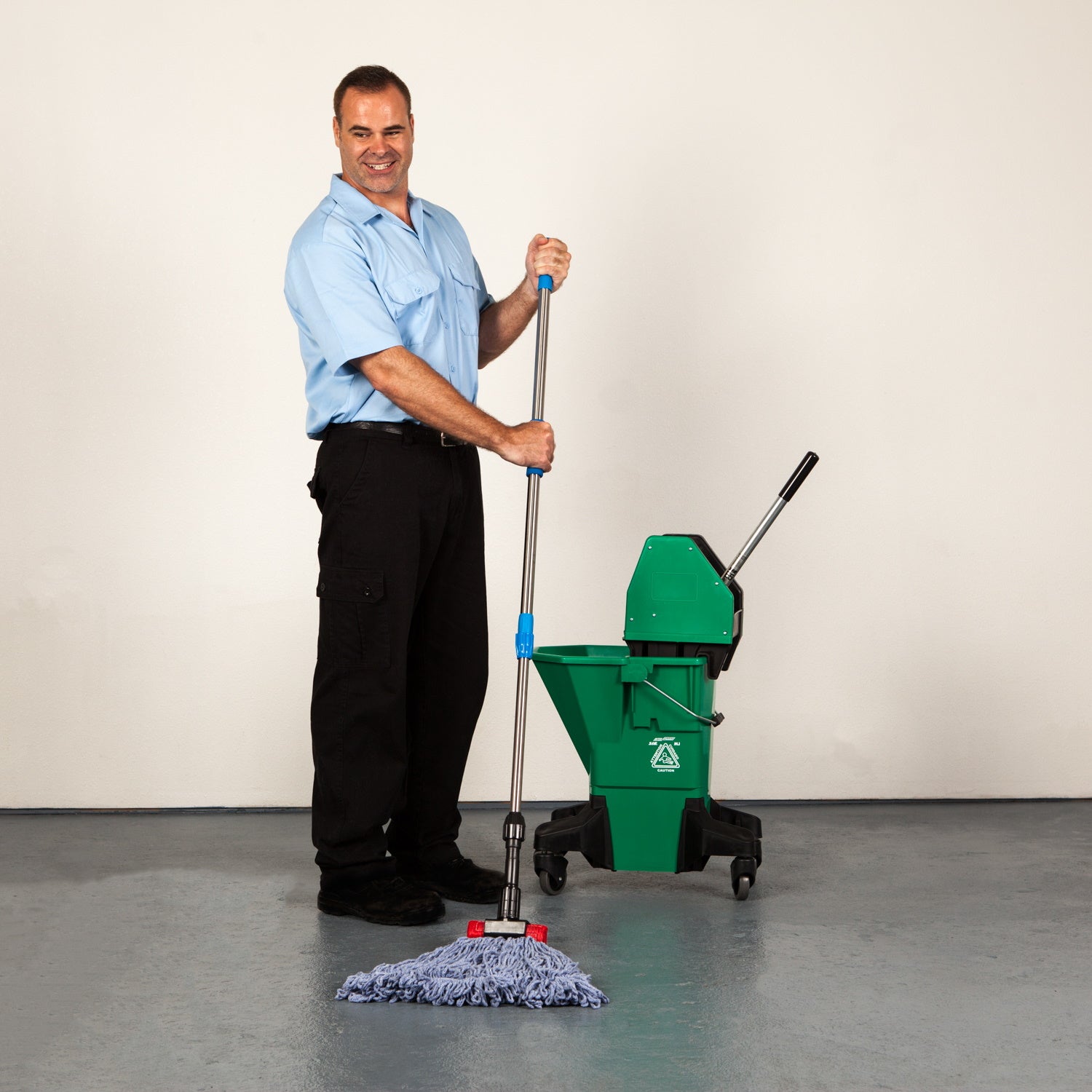microfiber-wholesale-ergonomic-mop-bucket-and-wringer-commercial-grade image 2