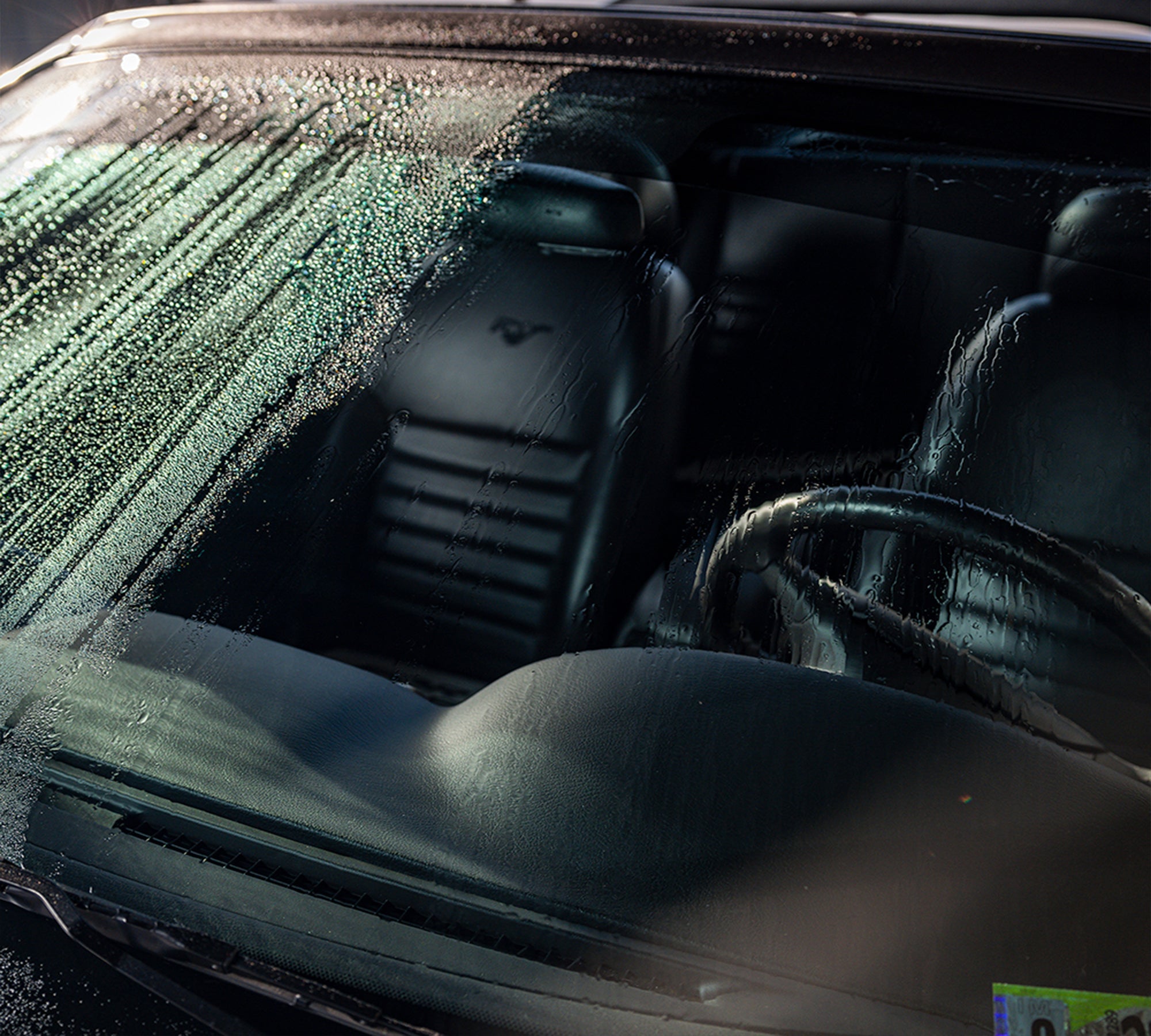stoner-invisible-glass-hybrid-ceramic-rain-repellent-glass-cleaner image 6