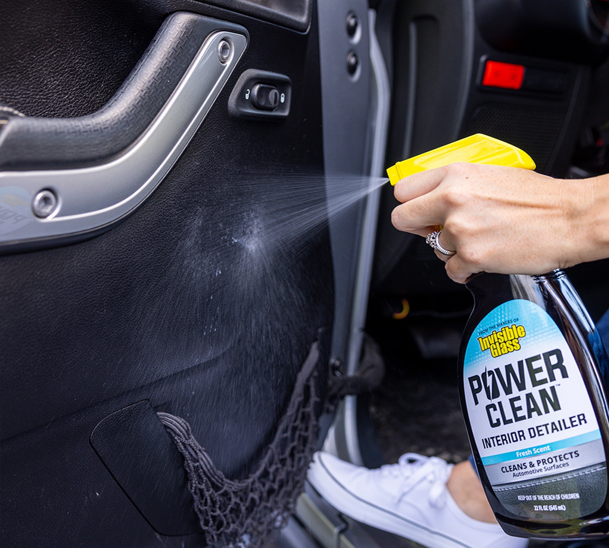 stoner-invisible-glass-power-clean-interior-detailer-all-in-one-satin-finish-cle image 2