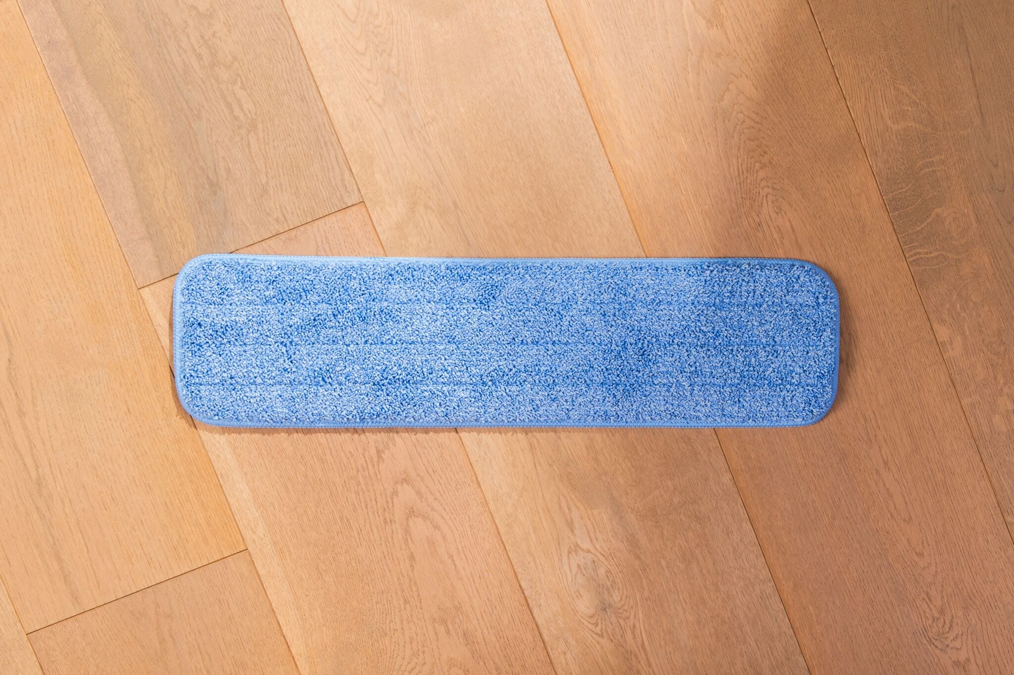 microfiber-wholesale-case-of-108-18-microfiber-wet-mop-pad image 4