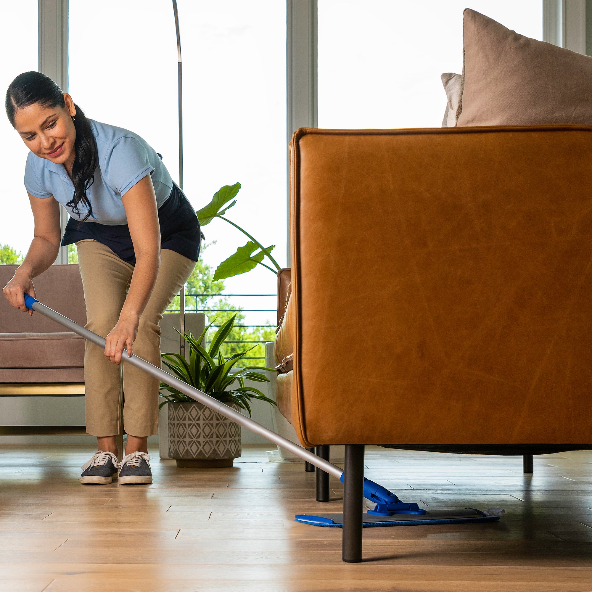 microfiber-wholesale-professional-grade-aluminum-mop-handle-3-or-5-piece-threade image 7