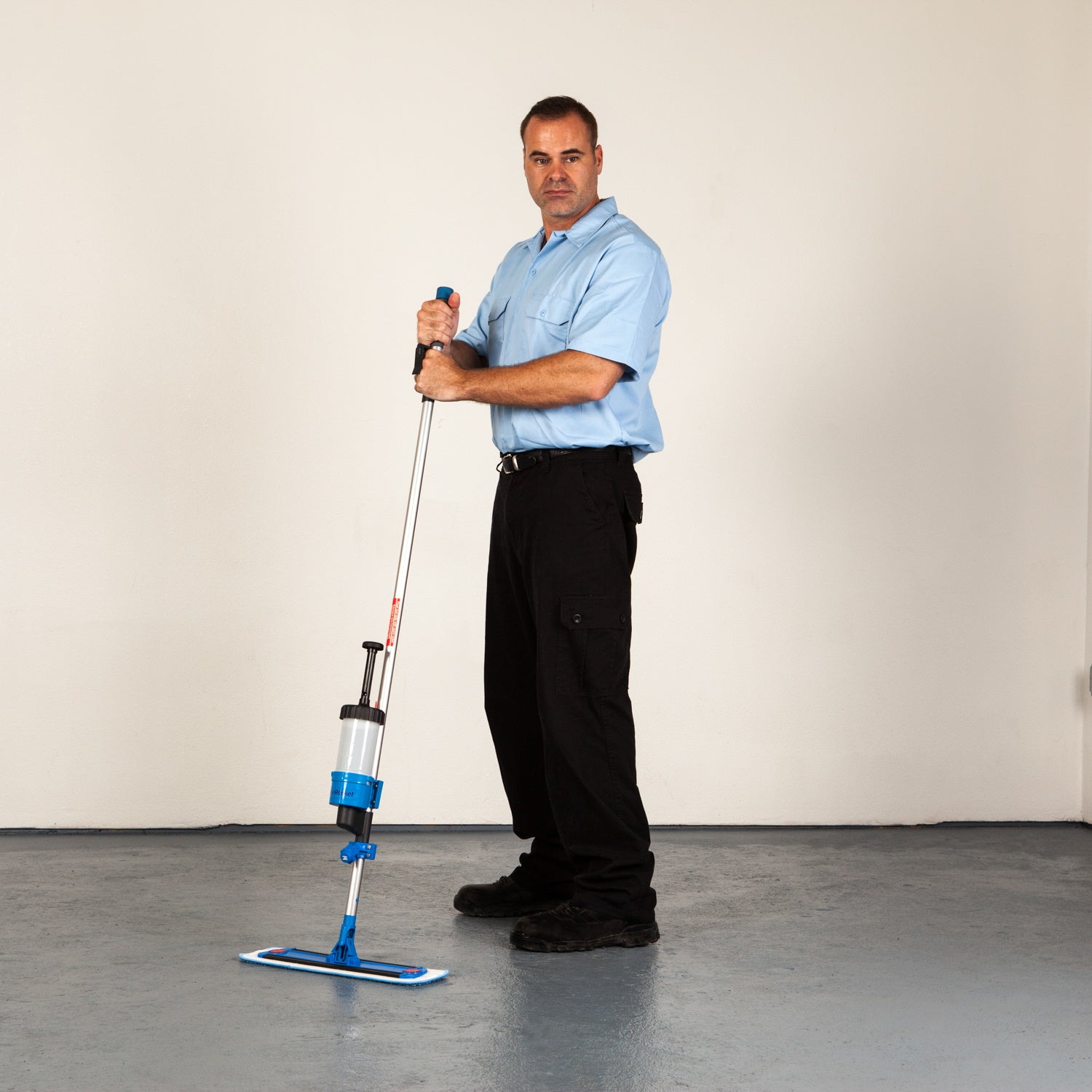 microfiber-wholesale-16-bottle-rocket-mop-spray-mop-with-built-in-refillable-res image 4